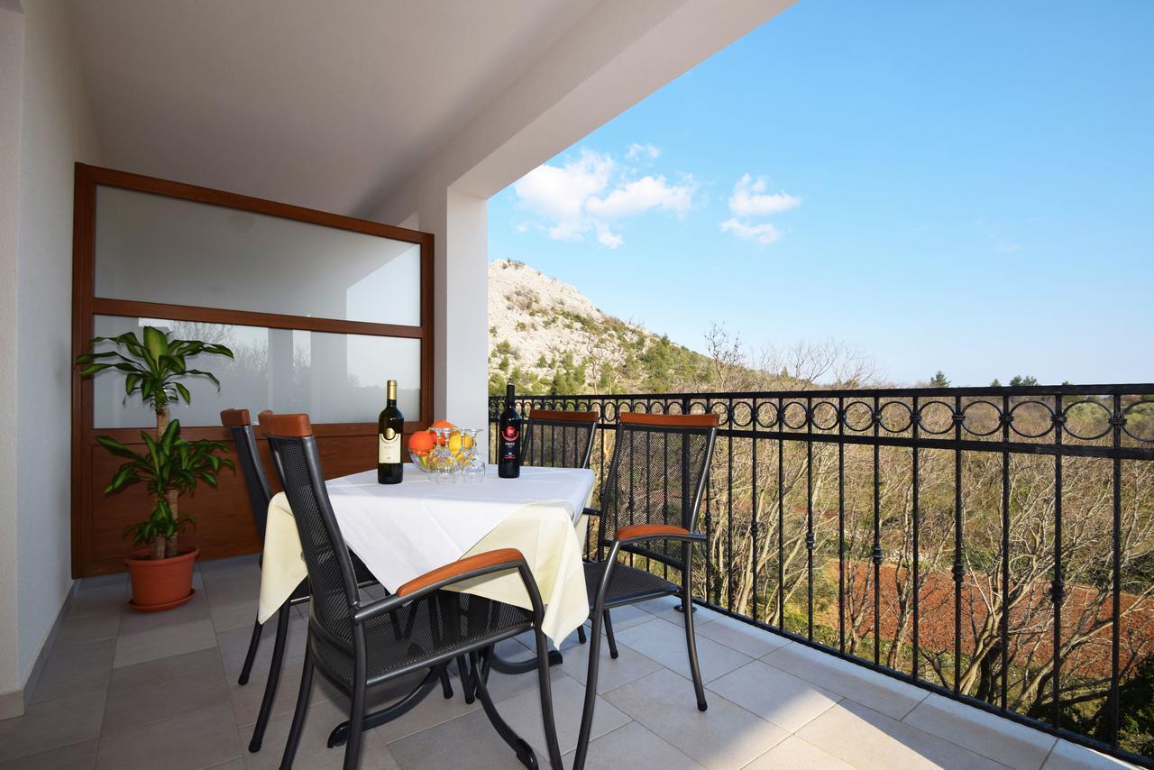 Apartments Paklenica Starigrad Paklenica Bagian luar foto
