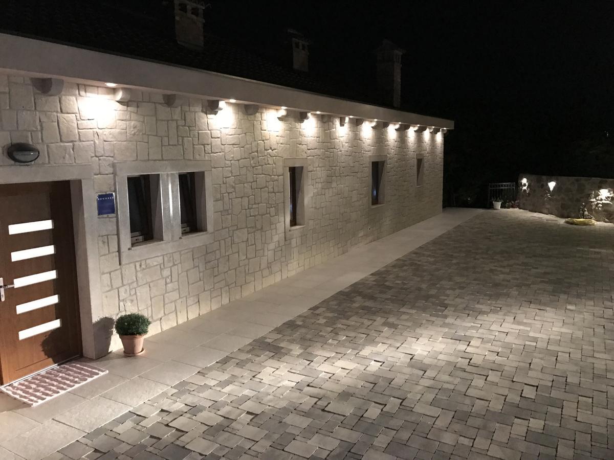 Apartments Paklenica Starigrad Paklenica Bagian luar foto